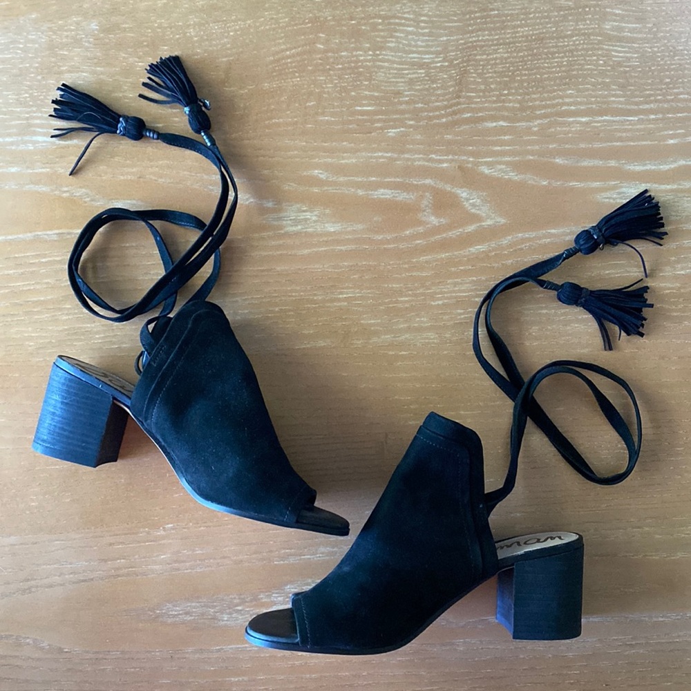 Sam Edelman Sampson Black Tasseled Open Toe Block Heels!